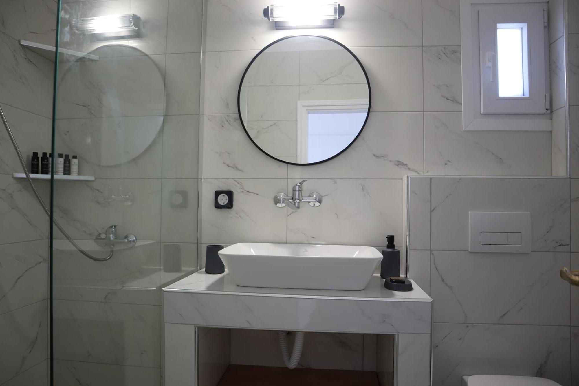 Pension St.George Rooms & Studios Perivolos  Exterior photo